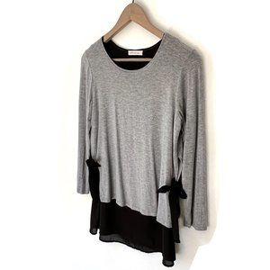 Two Layer Tunic Top in Grey/Black with Tie Side Detail, Size Small